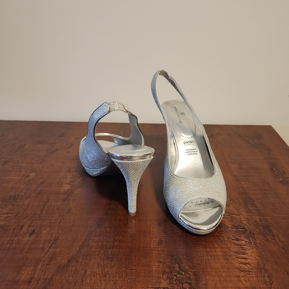 NWOT - Worthington Sparkly Slingback Pumps